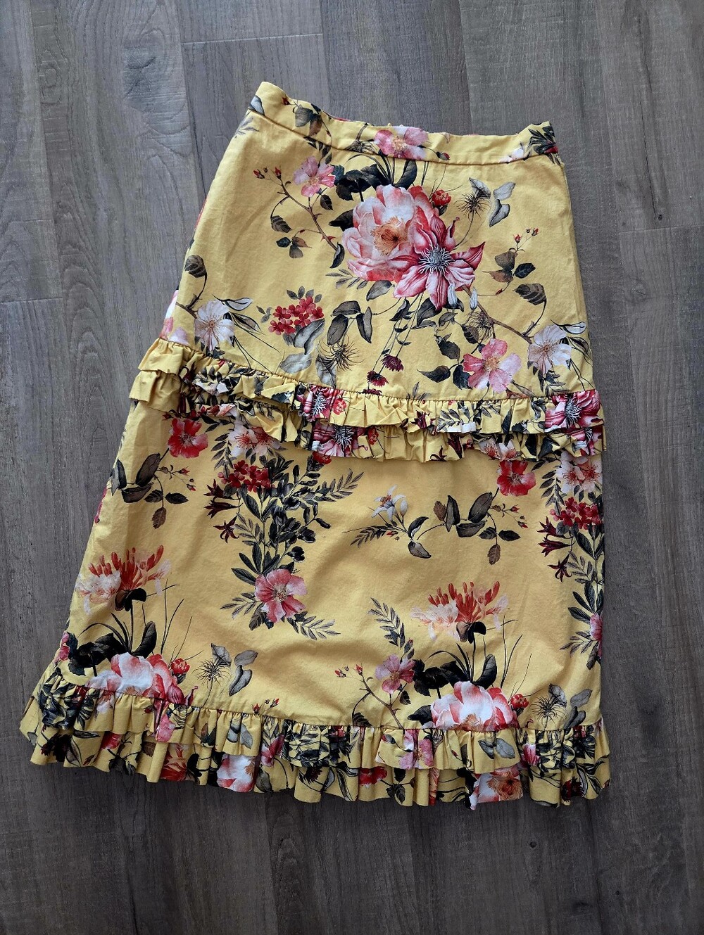 Antonio Melani Floral Ruffle A-line Yellow Size 2 (B17)